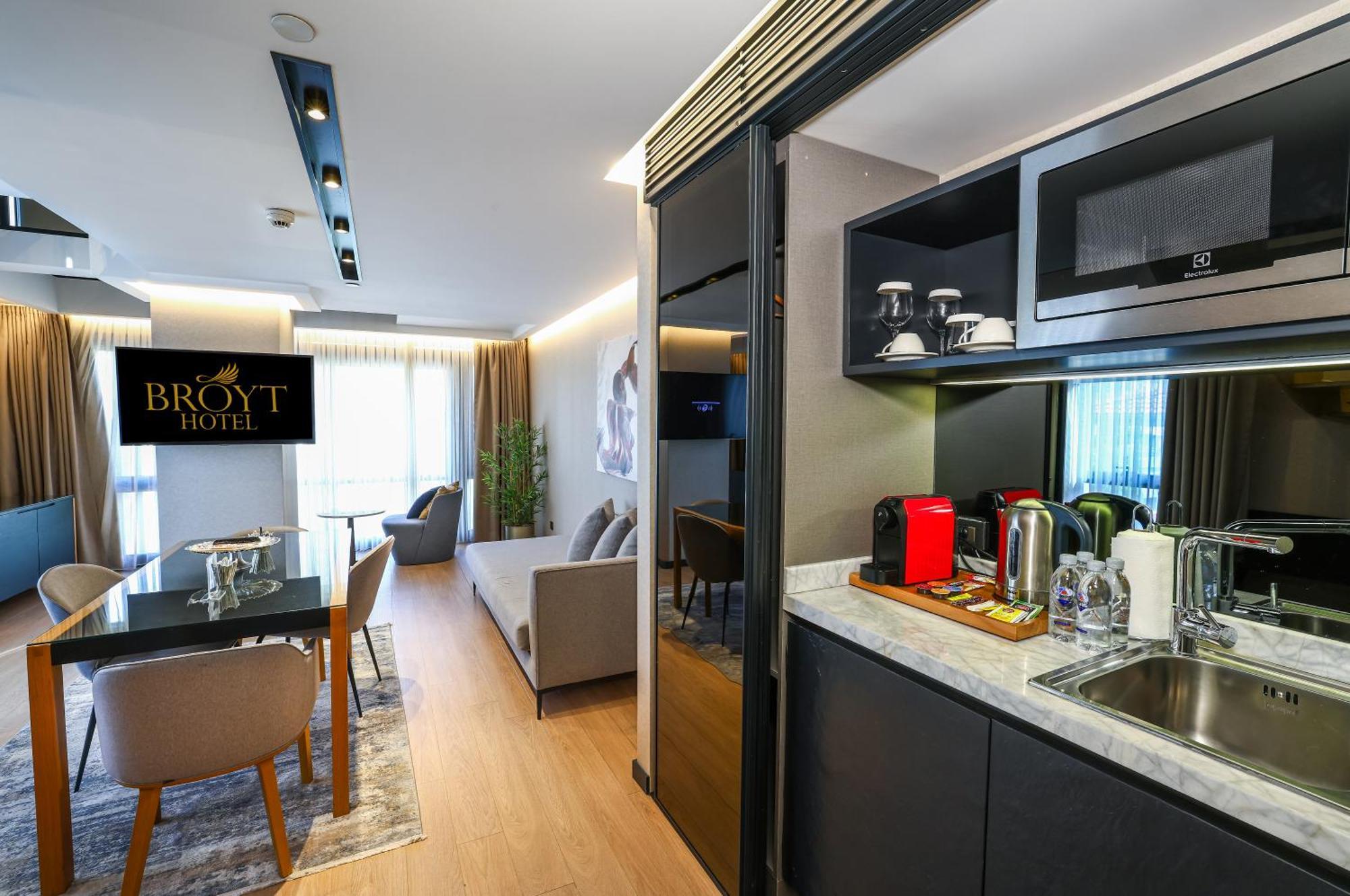 Broyt Hotel อิสตันบูล ภายนอก รูปภาพ