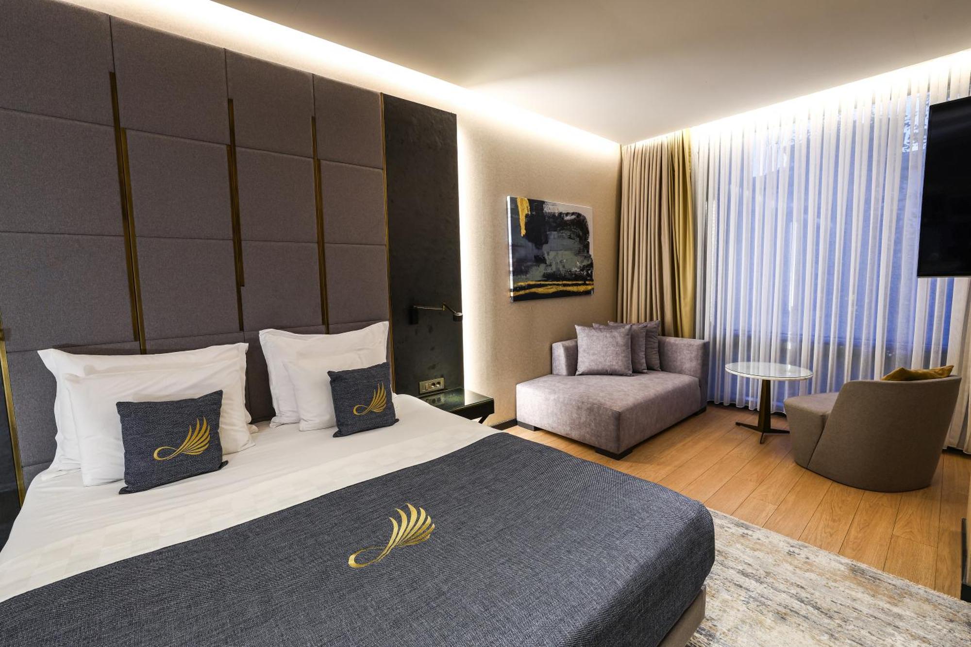 Broyt Hotel อิสตันบูล ภายนอก รูปภาพ
