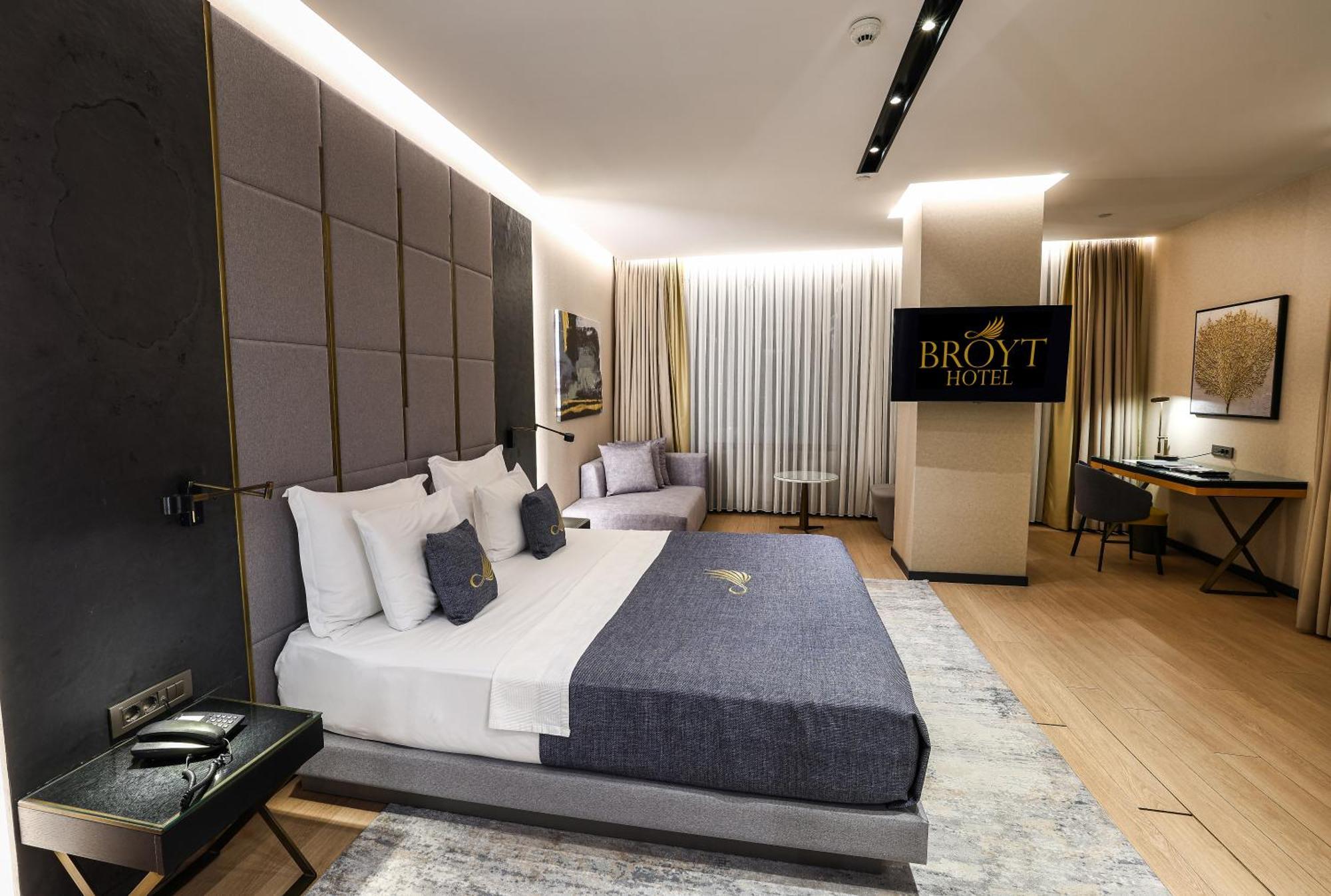 Broyt Hotel อิสตันบูล ภายนอก รูปภาพ